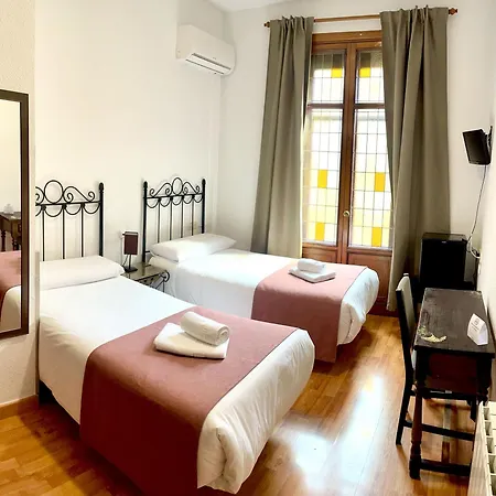 Arteaga & Banos Arabes Elvira Guest house