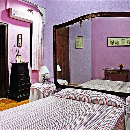 Arteaga & Banos Arabes Elvira Guest house